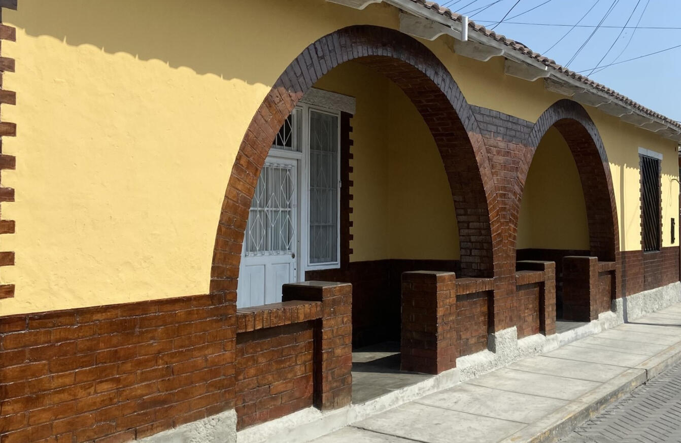 "La casa D..N.I" - Casa Grande, La Libertad, Perú