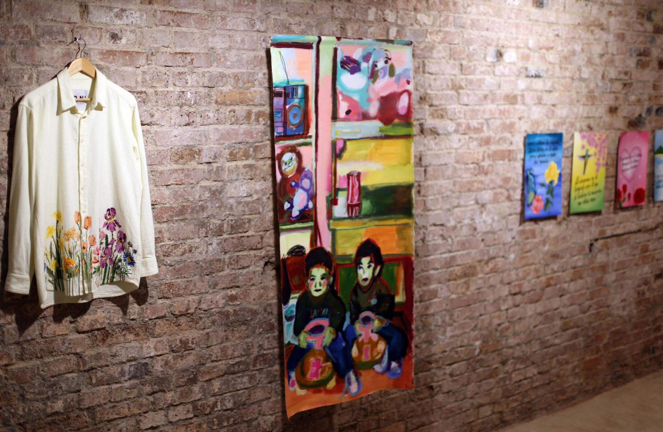 "La camisa Florero" - D.N.I | "Habitación" - Fabiola Gonzáles | "Postales" - Maira Villena