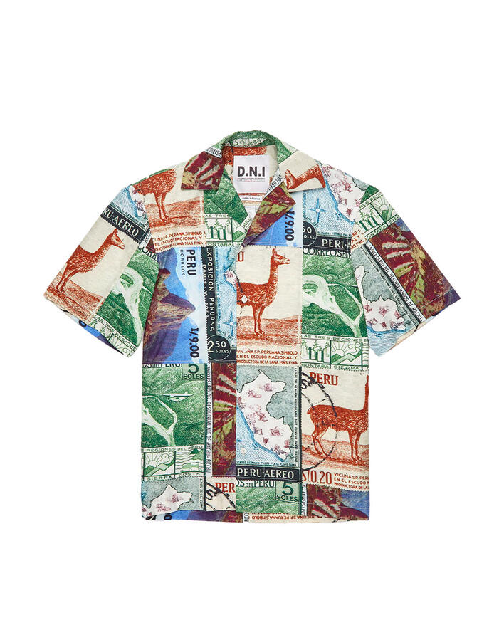 La camisa "Estampillas"