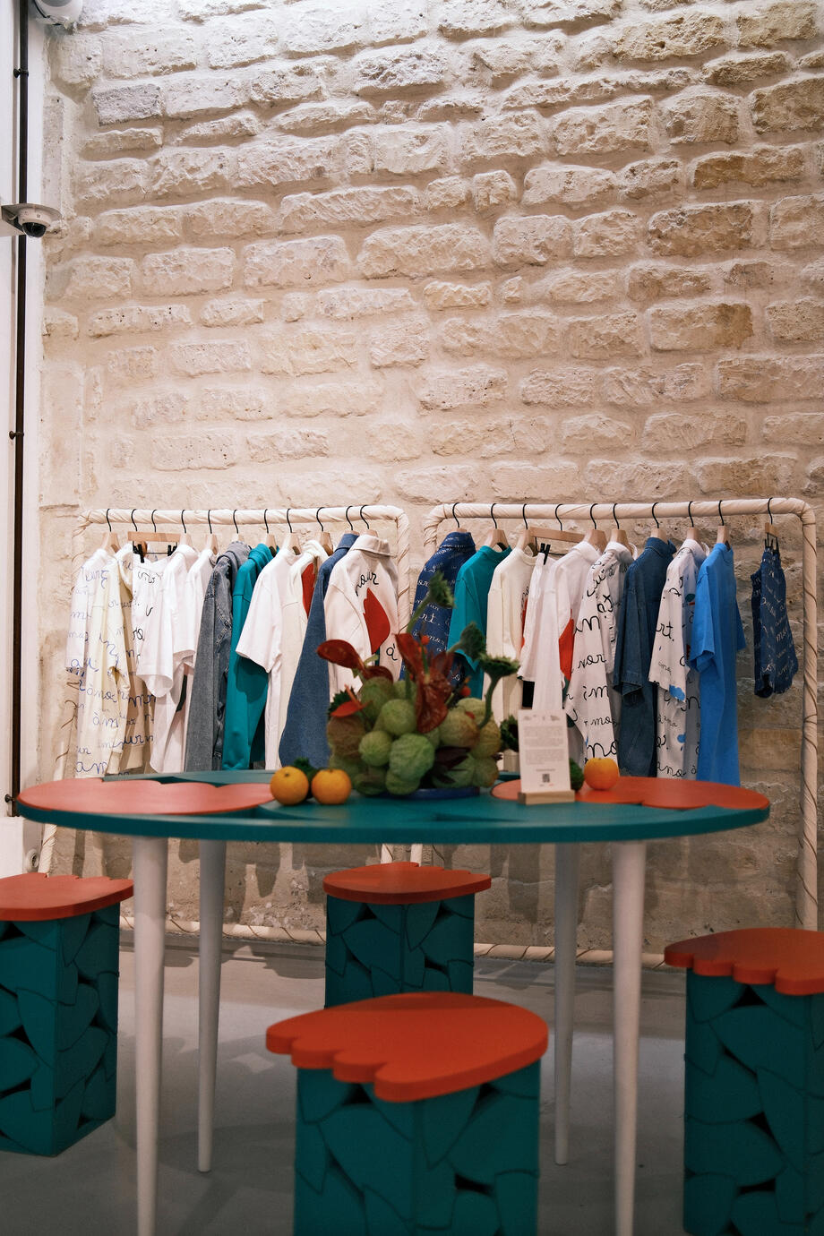 Mobilier et collection "AMOUR À MORT"