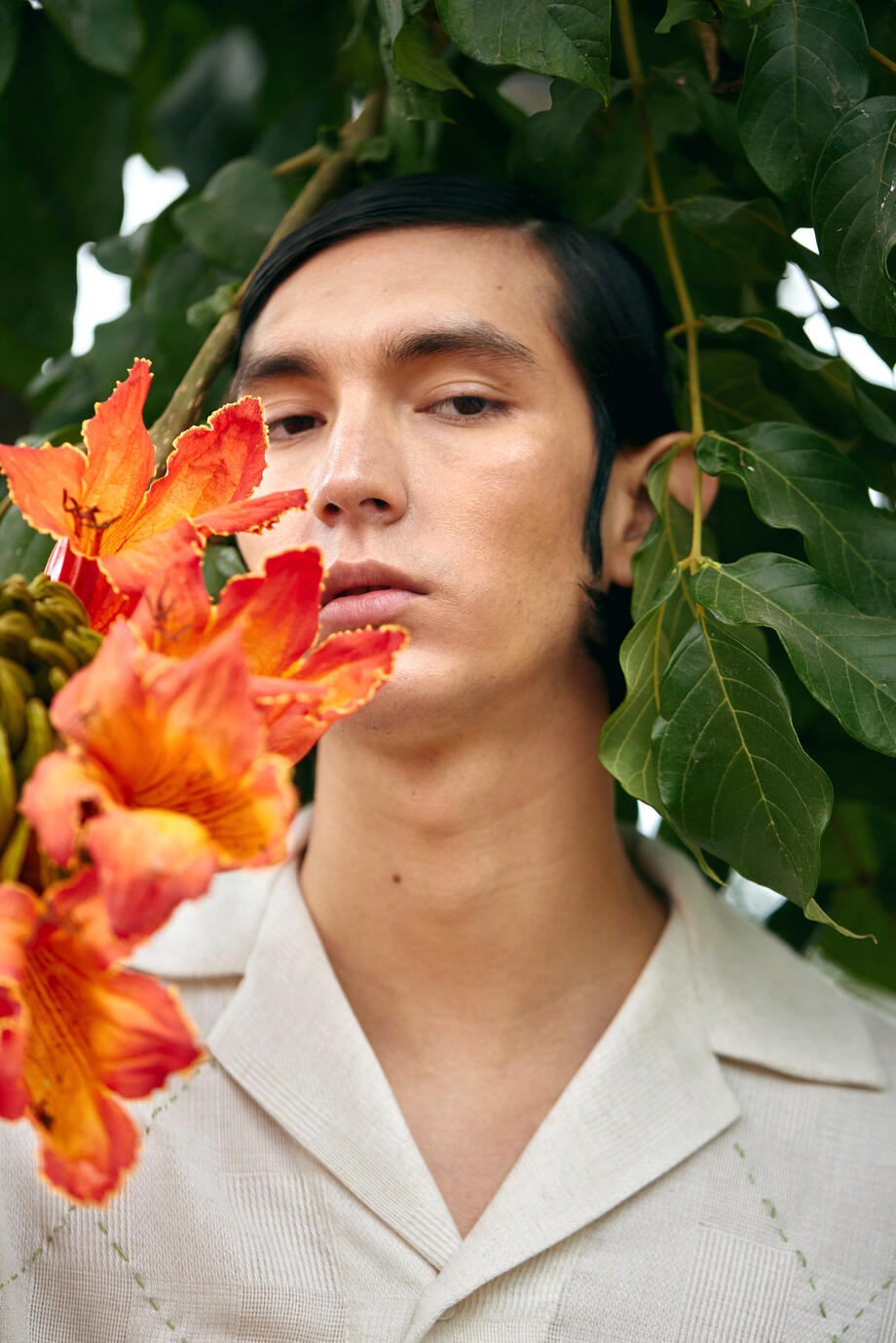 AD: Lia Lazaro / Photo : Alexander Perez Flores